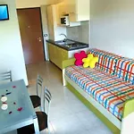 Family Friendly Getaway With Pool-beahost Apartamento Bibione
