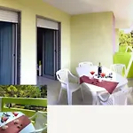 Family Friendly Getaway With Pool-beahost Apartamento Bibione