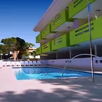 Family Friendly Getaway With Pool-beahost *