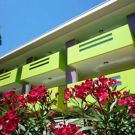 Apartamento Family Friendly Getaway With Pool-beahost Bibione